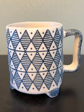 PAPER SOURCE Handcrafted Look Blue White Geometric Tile Pattern Stoneware Mug